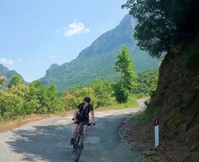 Katja Stille Cycling on the  tour with redspokes